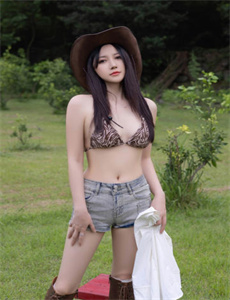摄影师和他的女模特