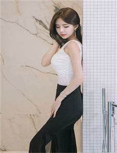 与人妻电梯激情
