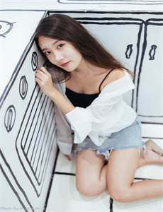 洞里春光